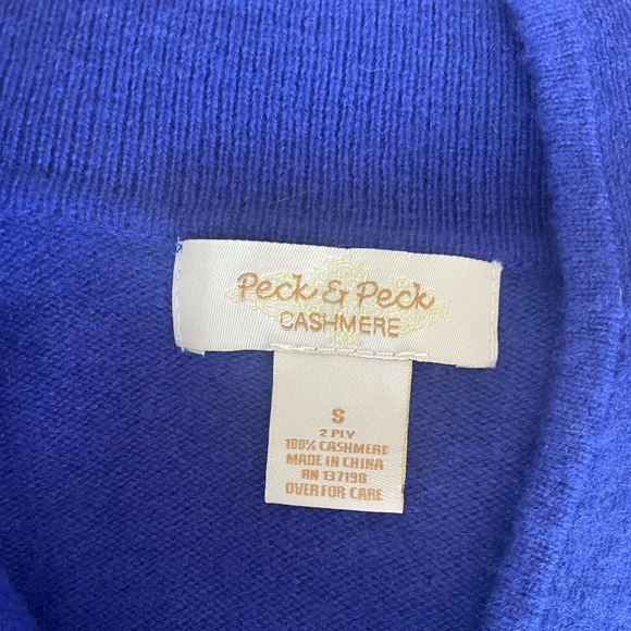 Like-New Vintage Royal Blue Cashmere Sweater - Picture 2 of 4